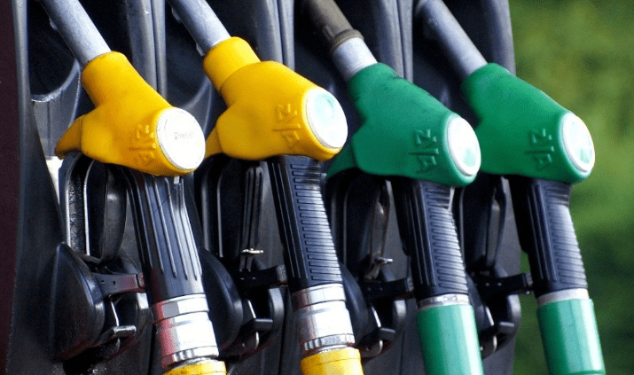 Сравнение дизельного топлива и бензина: что лучше?